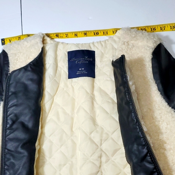 American Eagle  Outfitters size M/M Excellent conditions - Picture 15 of 17